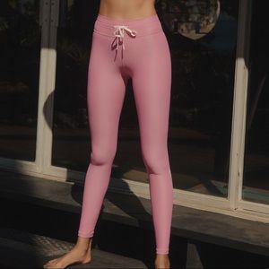 The Upside Arrow Leggings